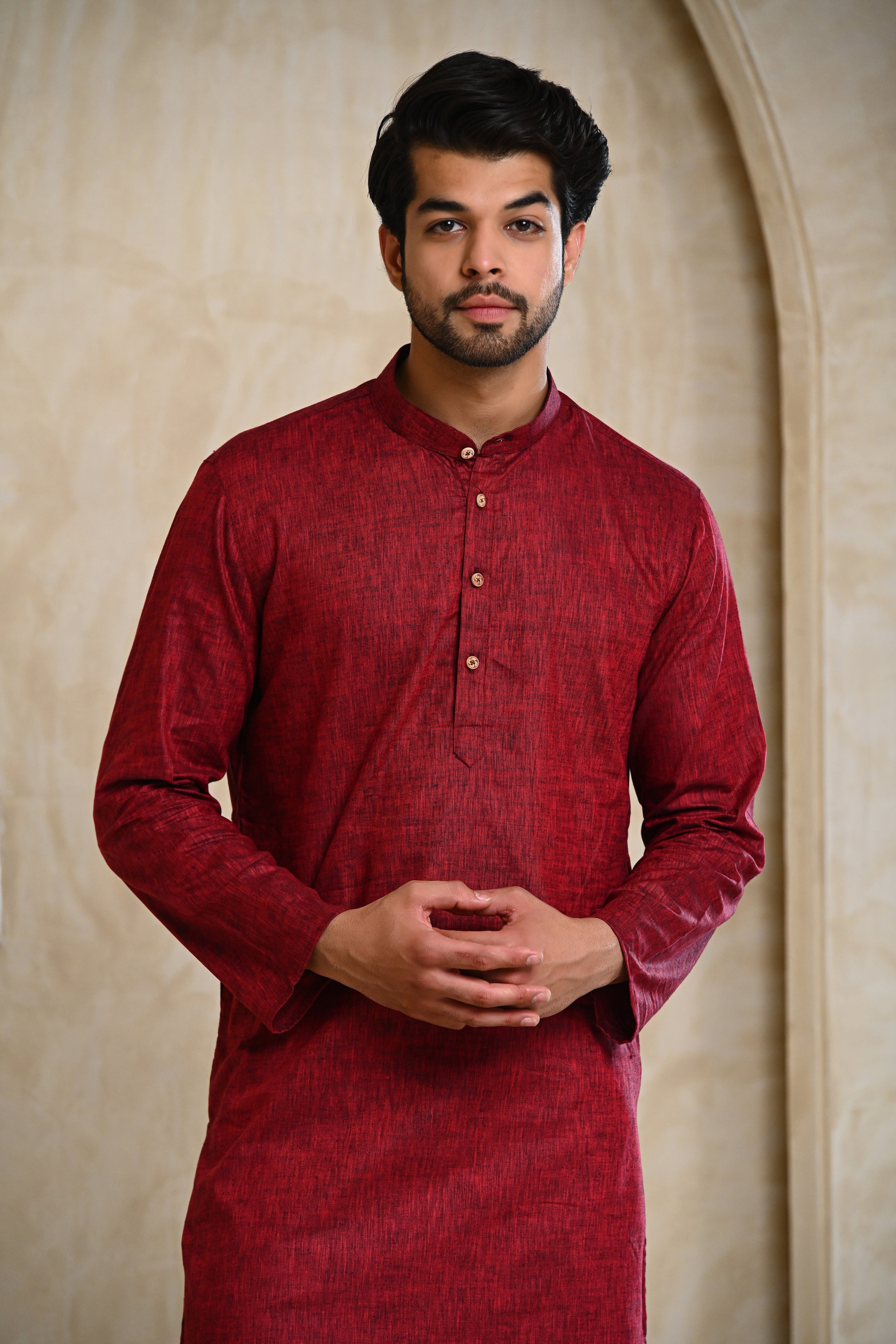 Maroon kurta best sale and white pajama