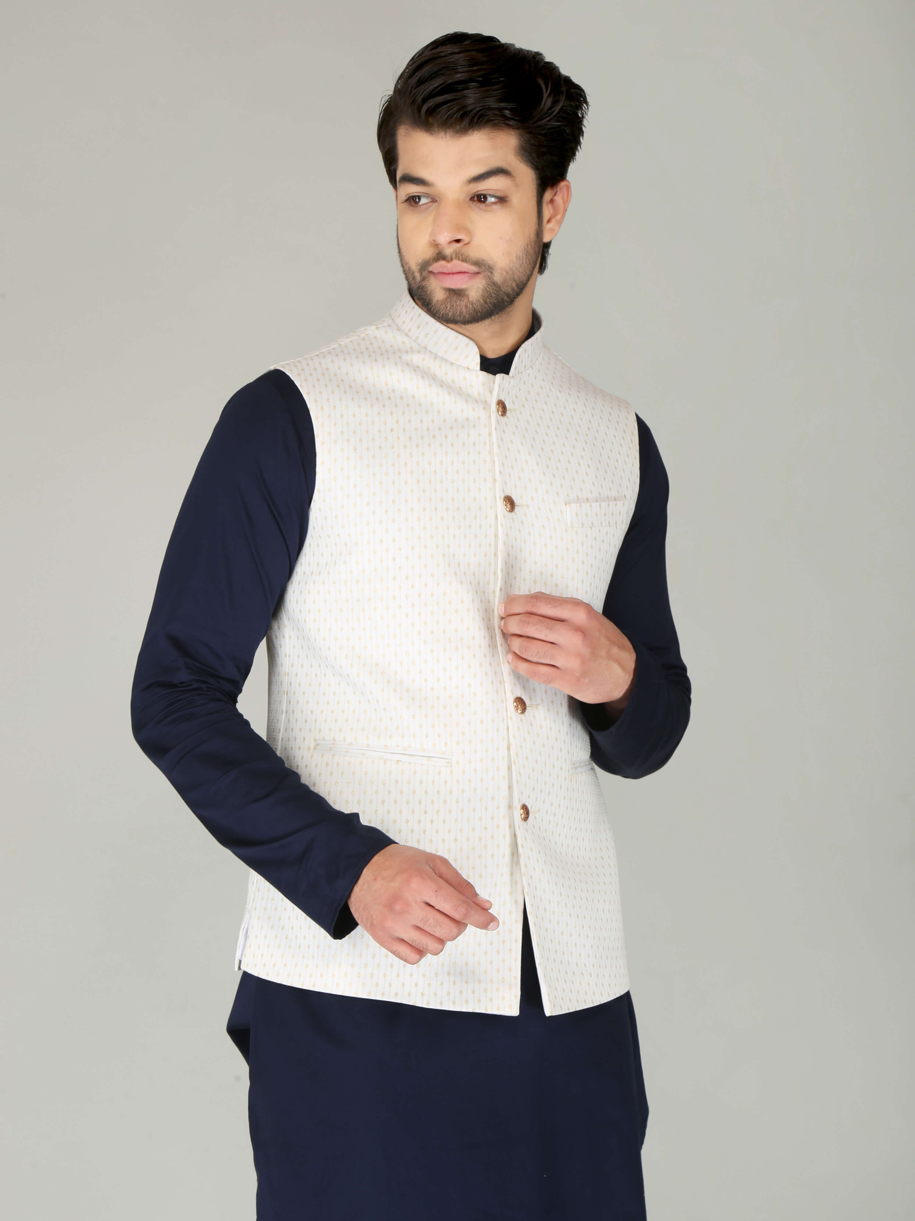 Buy White 3-Piece Ethnic Suit for Men by KLOTTHE Online | Ajio.com